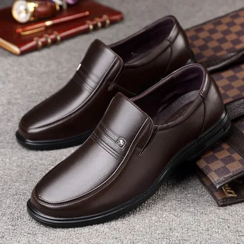 Естествена кожа ръчно изработени обувки мъжки мокасини приплъзване на бизнес ежедневни обувки класически мека кожа mocassins плосък отдих татко обувки