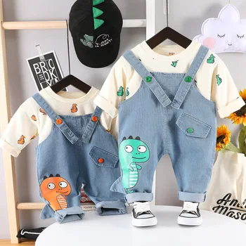 2022 Нов динозавърски печат отгоре + гащеризони 2бр комплекти за момчета пролетно облекло Костюм за бебета момичета Сладък детски костюм 1-4 години бебешко облекло