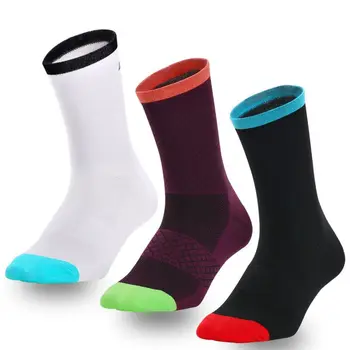 4 чифта тънки чорапи за каране на велосипед съвпадат с движението против износване на компресионното движение на абсорбиращите тънки чорапи