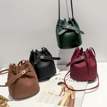 френски стил малка карта чанта рамо торбичка плътен цвят монета чанта PU кожа чанта женски чанта един рамо чанта кофа чанта