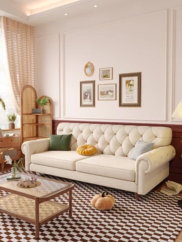Диван от плат, модерен и минималистичен холен апартамент, дървен диван в кремав стил